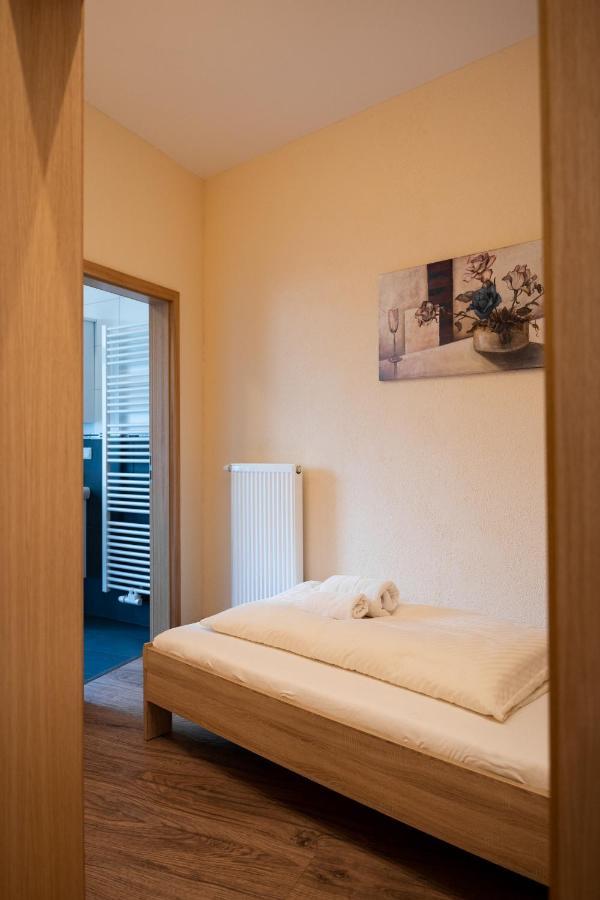 Gasthause Zur Krone Hotel Leimen  Exterior photo